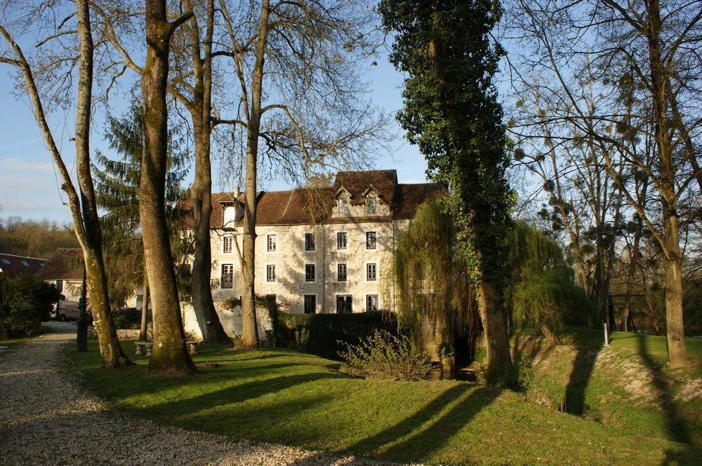 Le Moulin De Pommeuse Bed and Breakfast Buitenkant foto