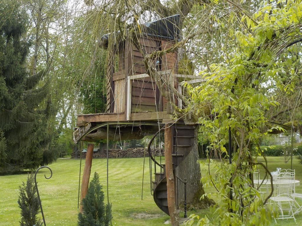 Le Moulin De Pommeuse Bed and Breakfast Buitenkant foto