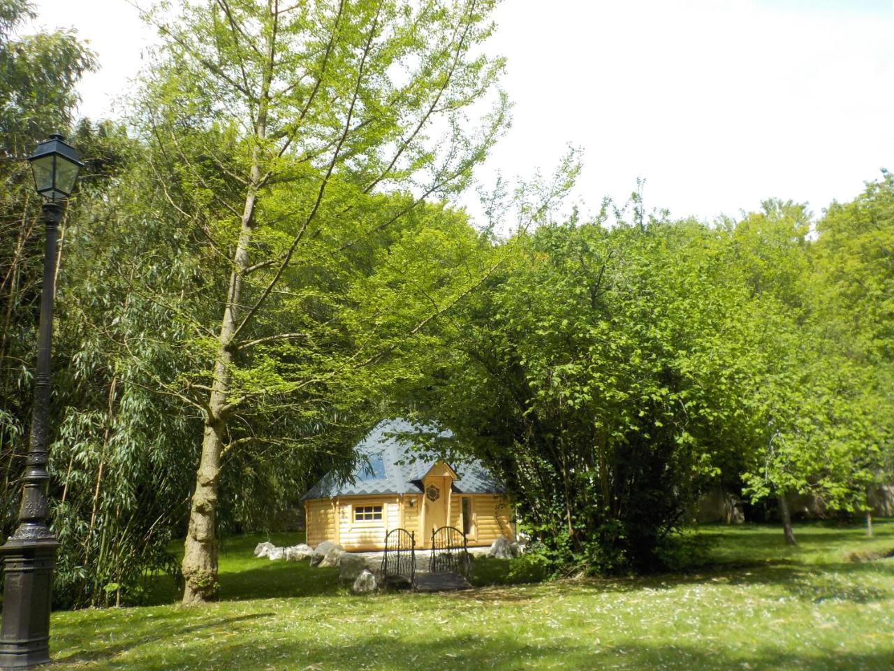 Le Moulin De Pommeuse Bed and Breakfast Buitenkant foto